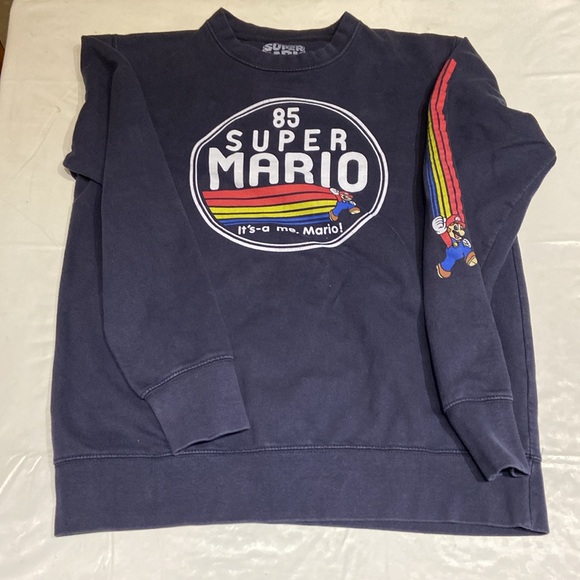 Graphic Super Mario Sweatshirt Size Small - Picture 10 of 10